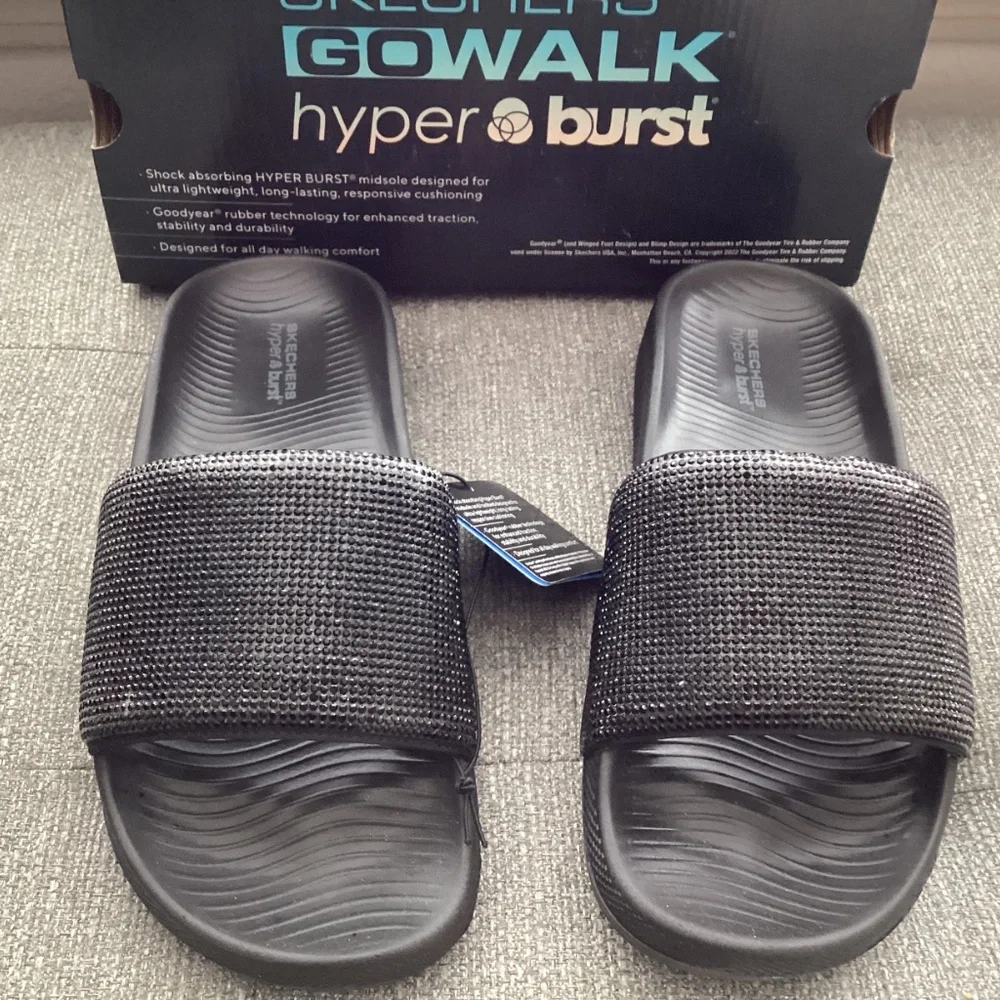 Skechers Women's Hyper Slide - Radiant Slide Sandals, size 7 - Picture 9 of 10